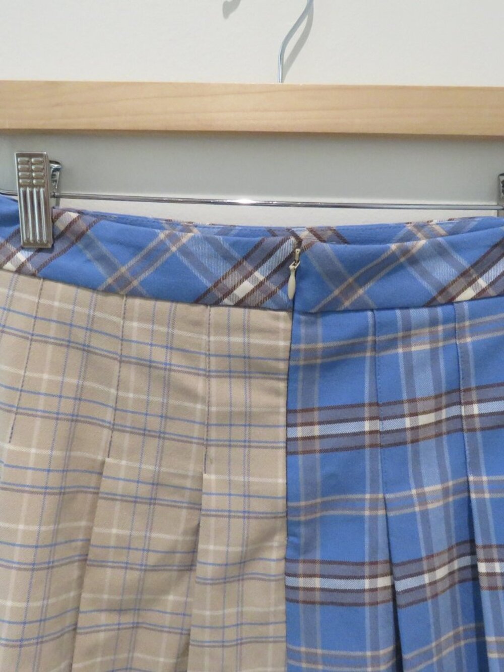 ARITZIA SUNDAY BEST Olive Micro Pleat Plaid Mini Skirt 4 Academia Coquette Prep - Picture 11 of 15